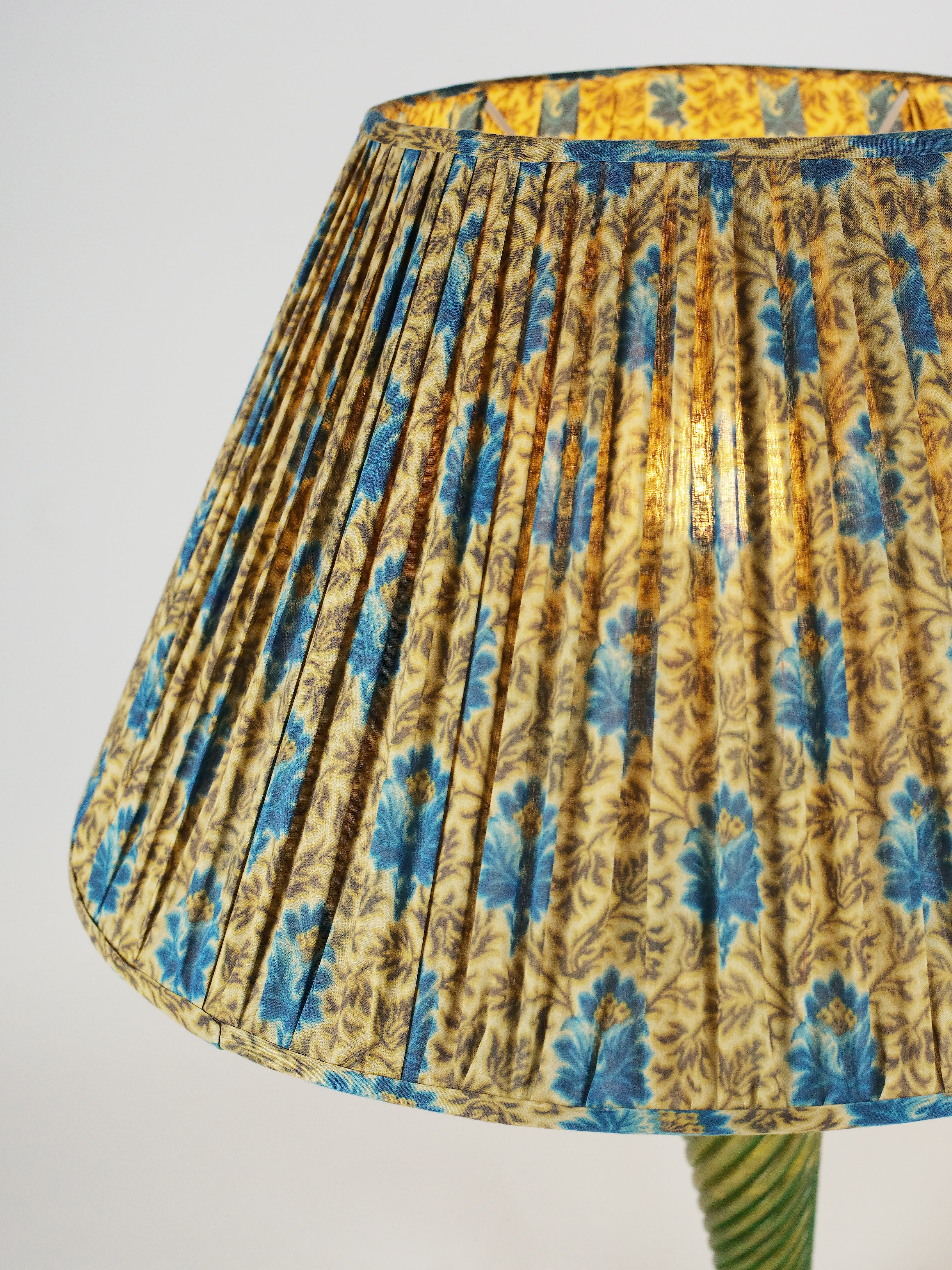 19th Century French Provençale Lampshade | 008
