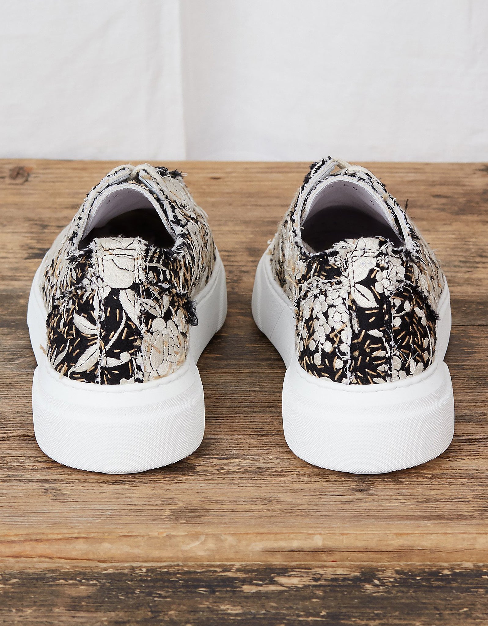 Sultan Lace Ups | Size 41