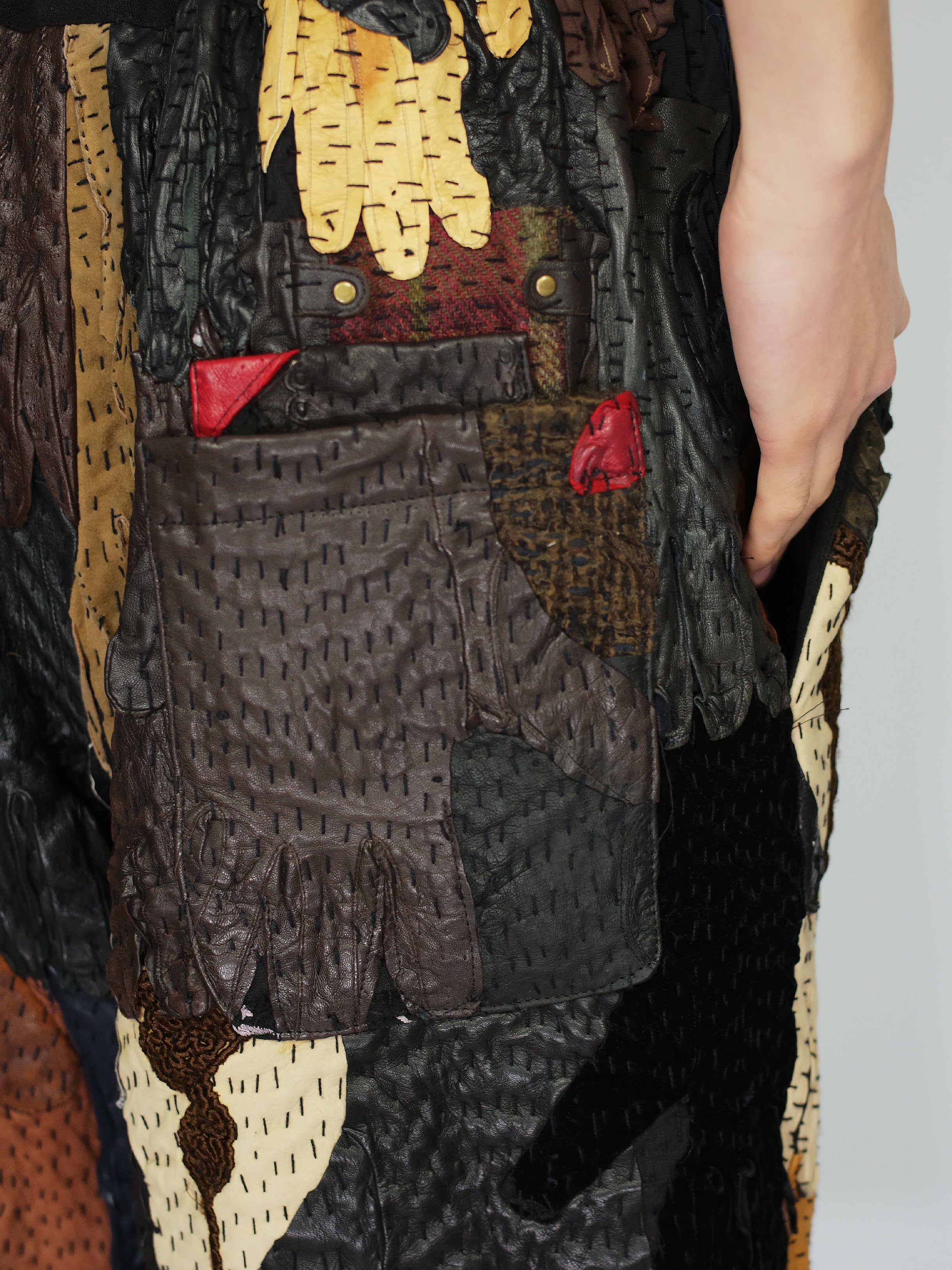 19th Century Opera & Vintage Gloves Bermuda Shorts